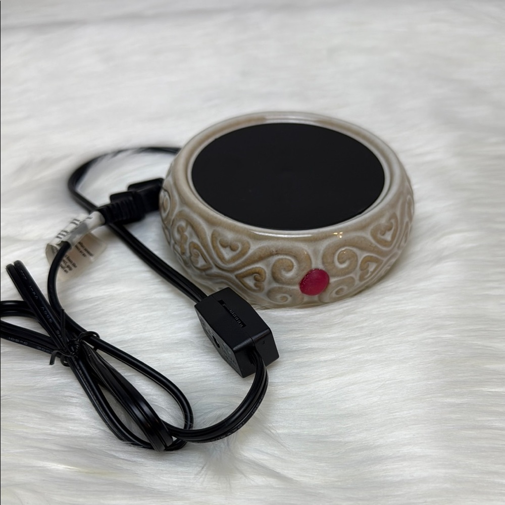 Yankee Candle Ivory Heart Patterned Electric Candle & Mug Warmer